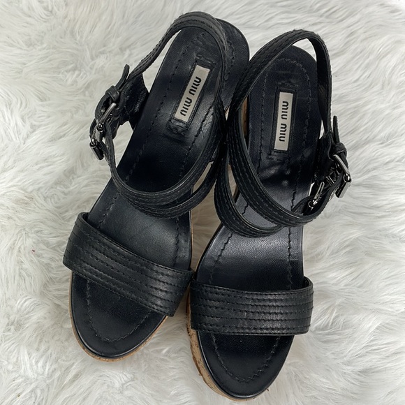 🍒MIU MIU HEELS - Picture 4 of 10